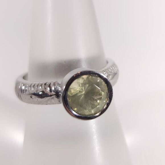 Lemon-Lime Quartz Ring Stainless Steel Size 8 - Picture 3 of 8